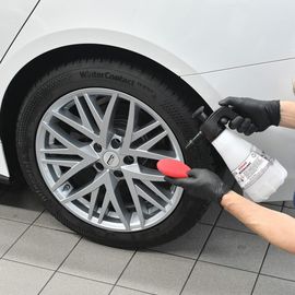 Засіб по догляду за шинами з глянцевим ефектом 5 л SONAX PROFILINE Reifenglanz (235500), зображення 4