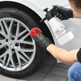 Засіб по догляду за шинами з глянцевим ефектом 5 л SONAX PROFILINE Reifenglanz (235500), зображення 5