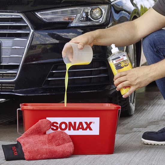Шампунь для мийки автомобіля з воском 500 мл SONAX Wasch + Wax (313200), зображення 5